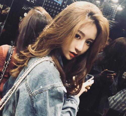 抖音上爆料娱乐圈,抖音揭秘明星幕后故事